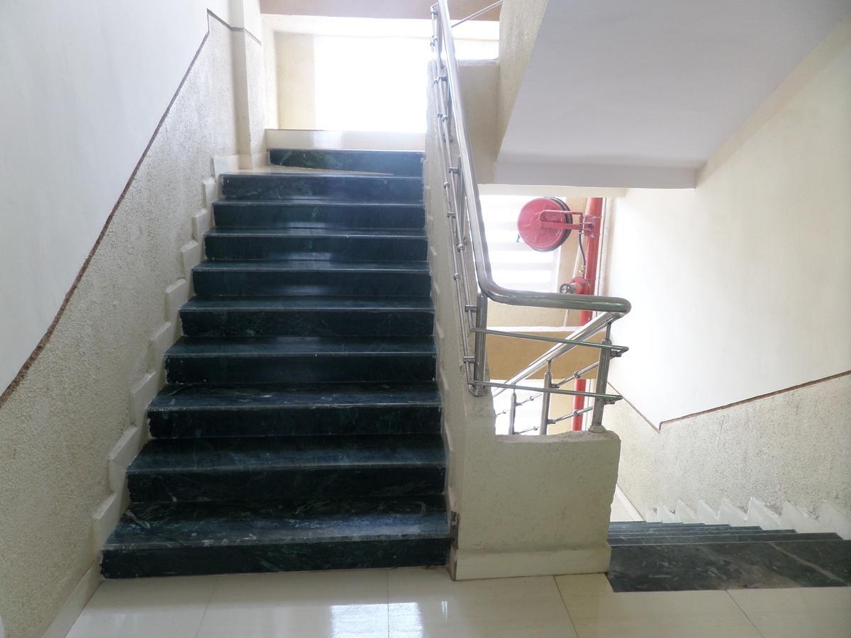 Hotel Riya-Raj Lodging Titwala Экстерьер фото