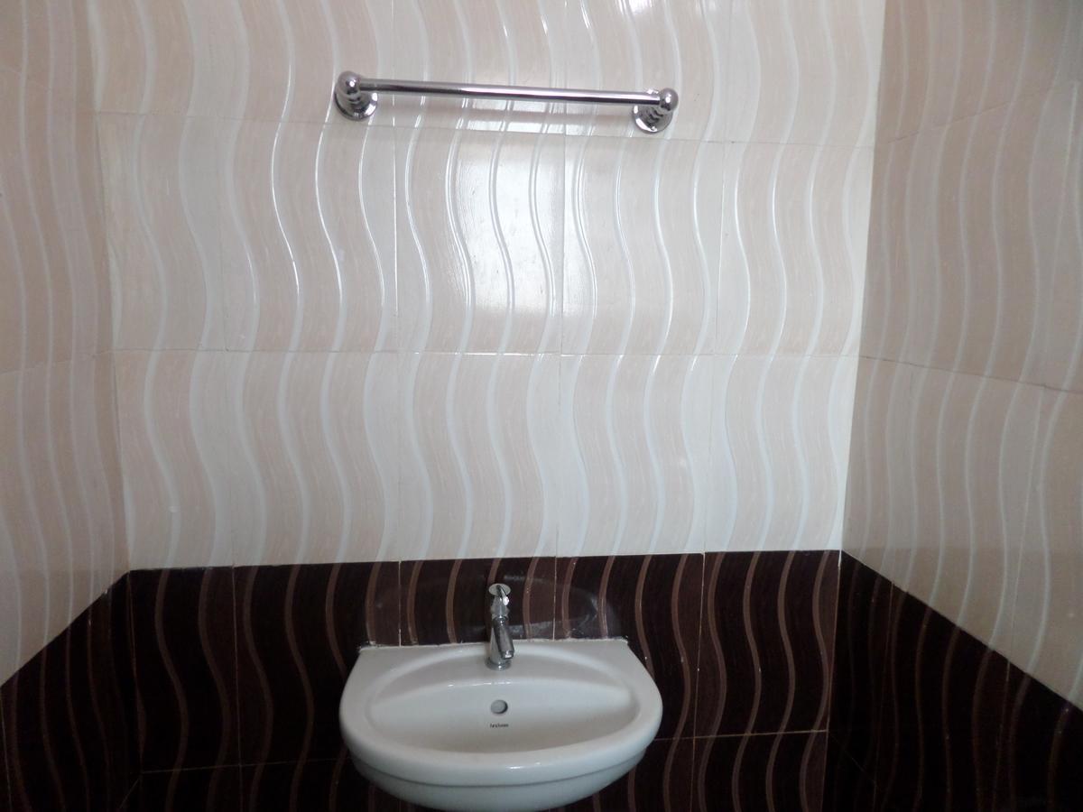 Hotel Riya-Raj Lodging Titwala Экстерьер фото