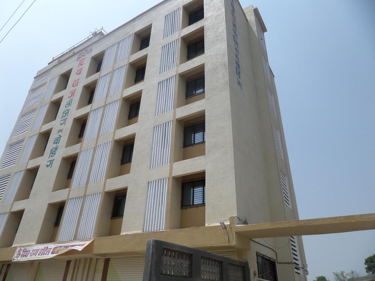 Hotel Riya-Raj Lodging Titwala Экстерьер фото